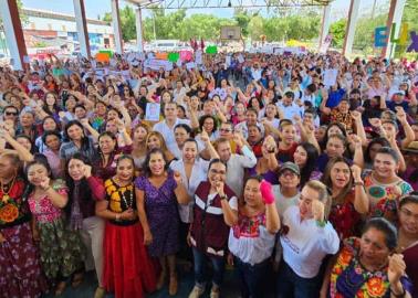 Claudia Sheinbaum es respaldada por mujeres oaxaqueñas