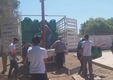 ¡Al fin!: Llegan pupitres a la Técnica 4