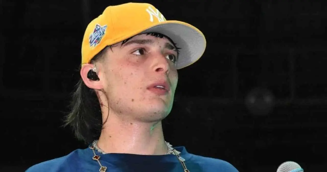 Peso Pluma de cantante a comentarista de Televisa