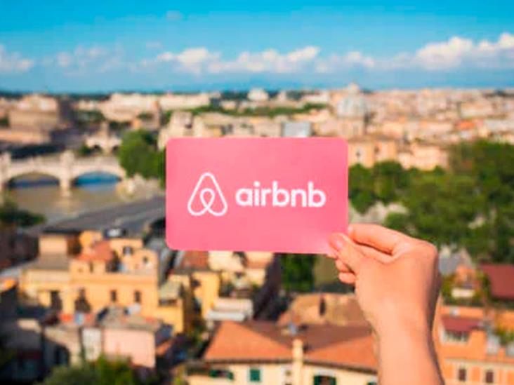 Airbnb bajará sus tarifas para quienes tengan estancias largas Airbnb bajará sus tarifas para quienes tengan estancias largas