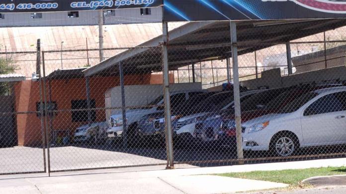 Rechazan entrada de autos “chocolate” Rechazan entrada de autos “chocolate”