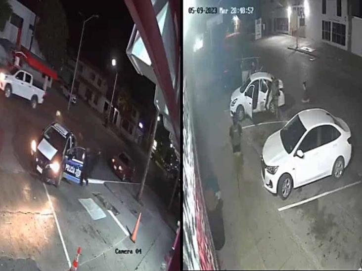 VIDEO | En Los Mochis: policías se echan a correr durante ataque armado en florería VIDEO | En Los Mochis: policías se echan a correr durante ataque armado en florería