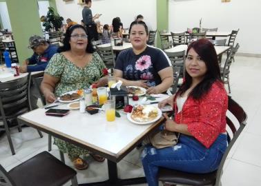 Día de las Madres. Restaurantes registran buena afluencia durante todo el día en Ciudad Obregón