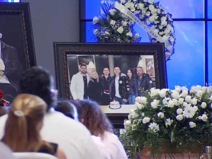 Así despidieron al cantante Carlos Parra Así despidieron al cantante Carlos Parra