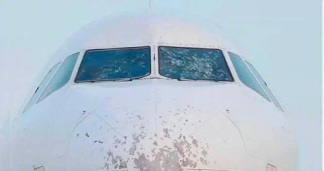 Así ocurrió el aterrizaje de emergencia que realizó avión de Volaris en Coahuila