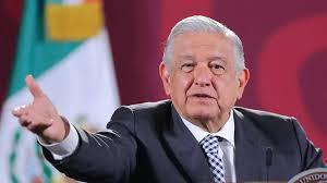 AMLO aclaró que sí se apoyó al equipo de natación que acudió a Egipto