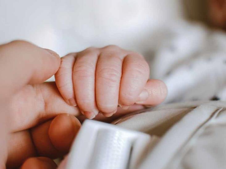 Nace en el mundo el primer bebé con ADN de 3 personas Nace en el mundo el primer bebé con ADN de 3 personas