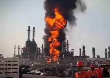 Pemex reporta incendio en refinería de Oaxaca