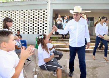 Alfonso Durazo: En Sonora más de 609 mil sonorenses cuentan con seguro escolar contra accidentes Alfonso Durazo: En Sonora más de 609 mil sonorenses cuentan con seguro escolar contra accidentes