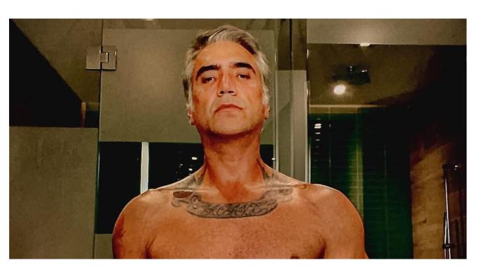 Alejandro Fernández se tatúa frases de su padre Alejandro Fernández se tatúa frases de su padre