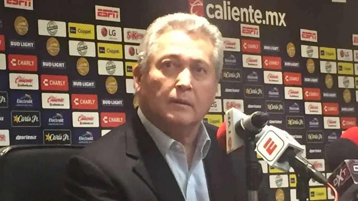 Podrían ser las últimas horas de Víctor Manuel Vucetich con Rayados