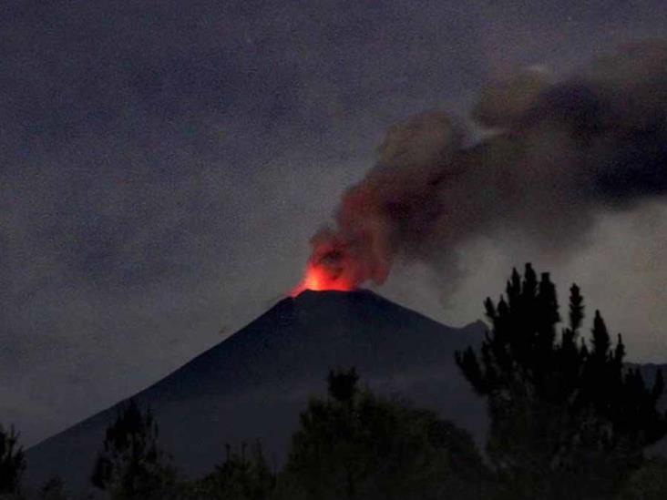 Popocatépetl continúa con actividad volcánica Popocatépetl continúa con actividad volcánica