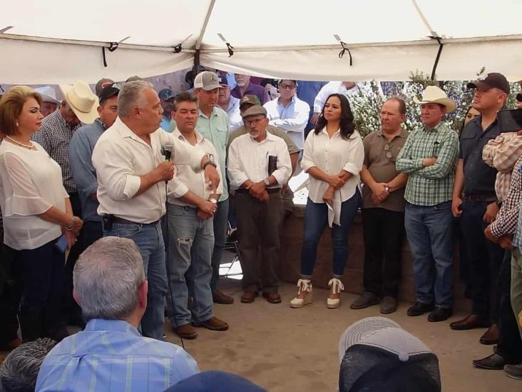 Seguirán productores con la toma de la Sader en Cajeme, pese a visita de diputados locales y federales Seguirán productores con la toma de la Sader en Cajeme, pese a visita de diputados locales y federales