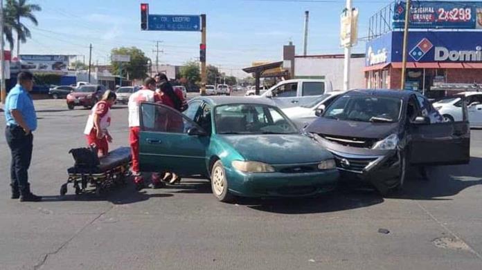 Mujer resulta herida en choque en Ciudad Obregón Mujer resulta herida en choque en Ciudad Obregón