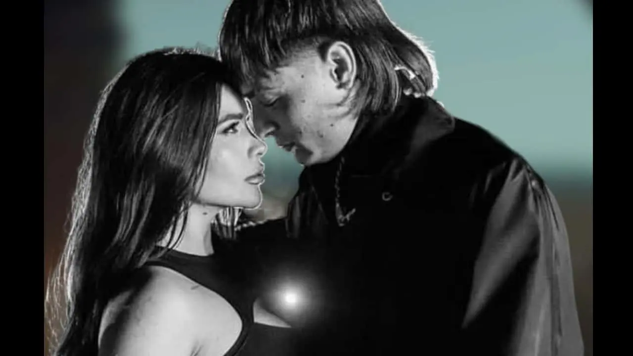 Peso Pluma: Lanza nuevo tema musical "Bye"
