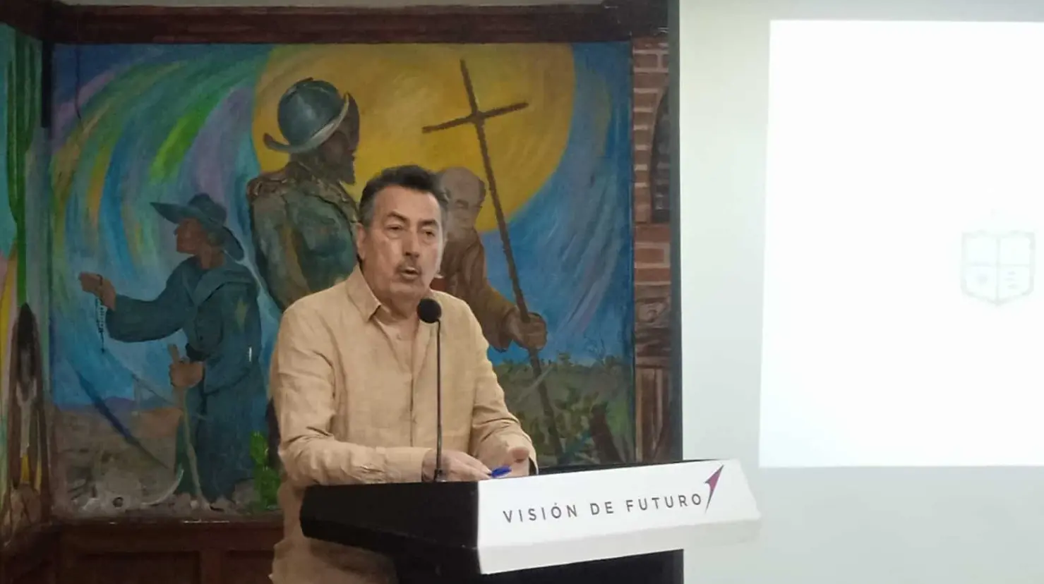 Continúan empresas grandes con adeudos al Oomapasc: Javier Lamarque