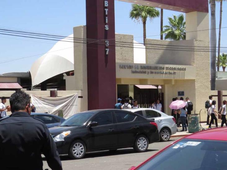 Pánico en CBTis 37 por amenaza de atentado Pánico en CBTis 37 por amenaza de atentado