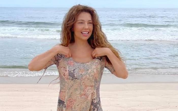 Thalía presume que escena de “La Sirenita” es inspirada en “Marimar” Thalía presume que escena de “La Sirenita” es inspirada en “Marimar”