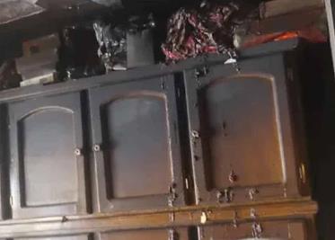 Abuelita deja veladora encendida y provoca incendio Abuelita deja veladora encendida y provoca incendio