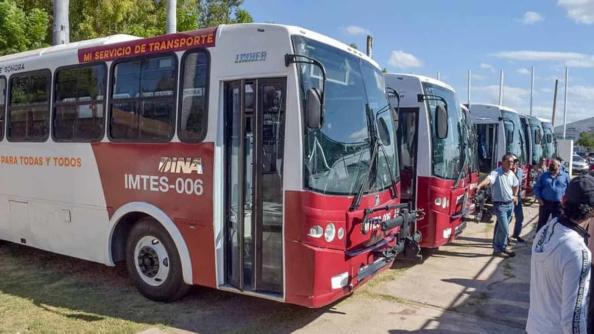 En Navojoa camiones del transporte público siguen sin prender el aire acondicionado