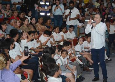 Alfonso Durazo entrega becas de Oportunidades a estudiantes de nivel básico Alfonso Durazo entrega becas de Oportunidades a estudiantes de nivel básico