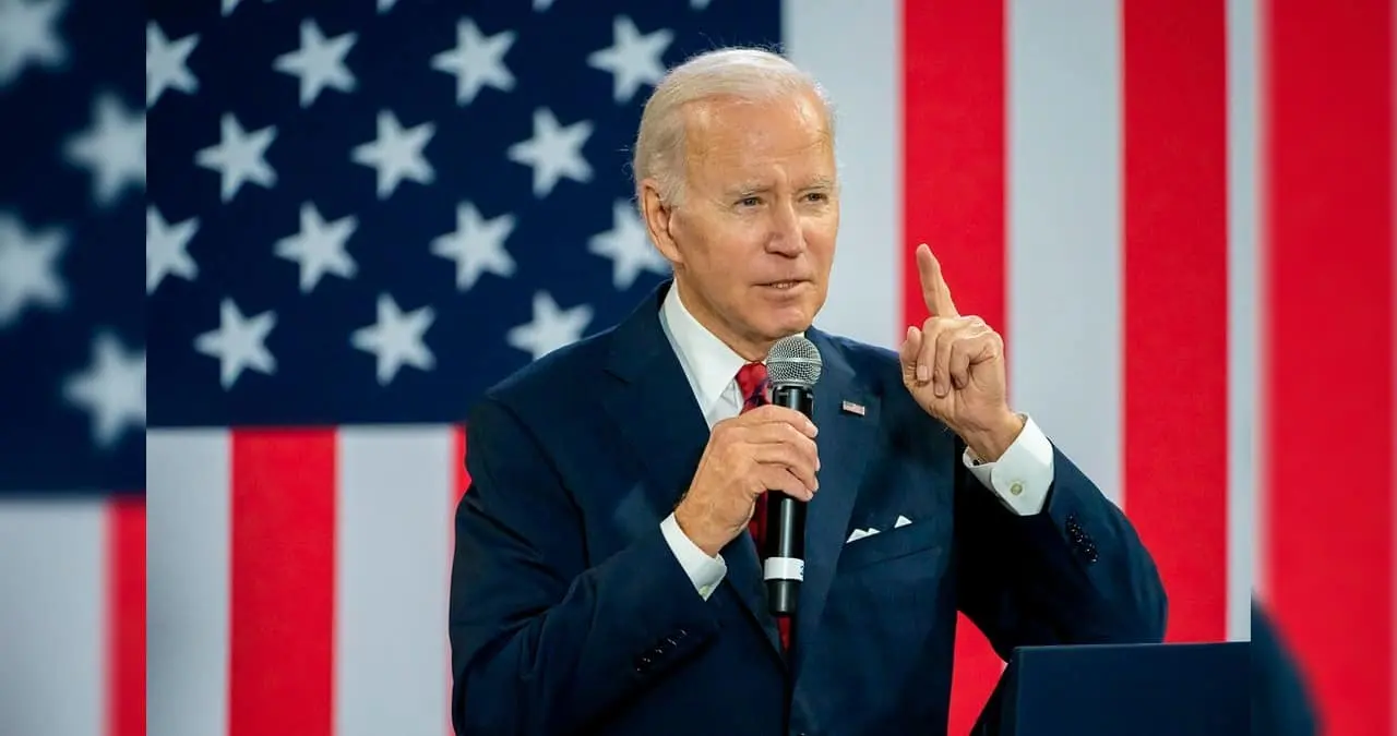 VIDEO | Así fue la aparatosa caída de Joe Biden