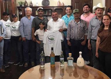 Impulsan bacanora y mezcal de Álamos