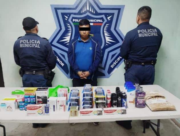 Hombre va de compras a supermercado y no paga; lo detienen en Ciudad Obregón Hombre va de compras a supermercado y no paga; lo detienen en Ciudad Obregón