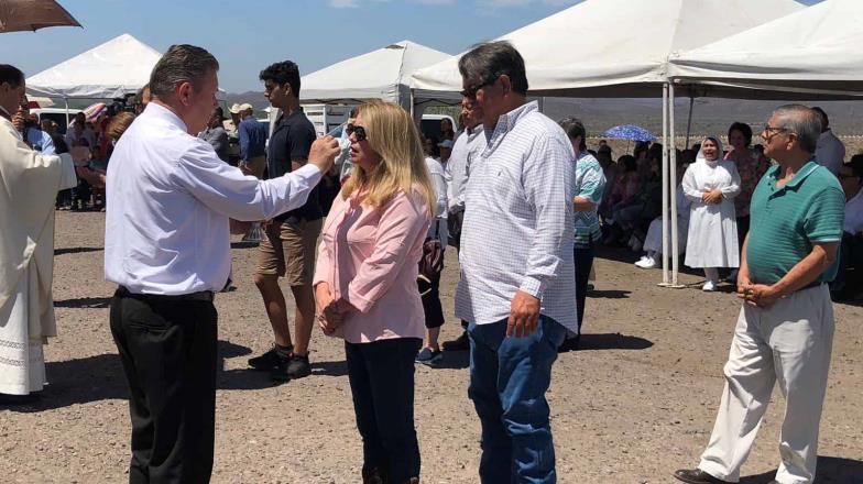 Rezan para que llueva este verano; realizan misa en el Mirador de la presa Oviáchic en Cajeme