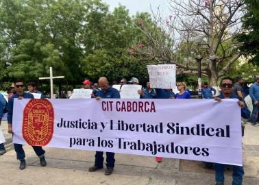 Mineros de Cananea se manifiestan frente a Palacio de Gobierno en Hermosillo; exigen intervención de la Secretaría del Trabajo
