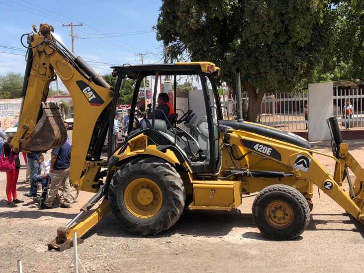 Ayuntamiento de Cajeme busca adquirir más equipo para reparar las calles Ayuntamiento de Cajeme busca adquirir más equipo para reparar las calles