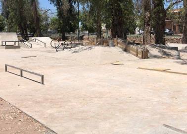 En Cajeme avanza construcción de pista de patinaje en Parque Infantil Ostimuri