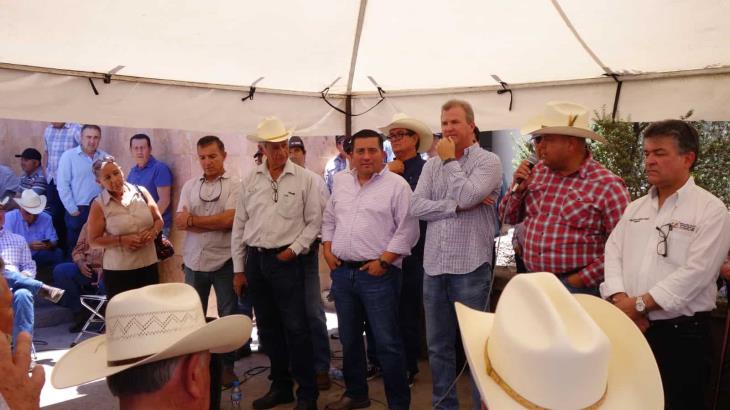 Productores de Sonora que mantienen plantón en Sader, tomarán la carretera. Endurecen acciones