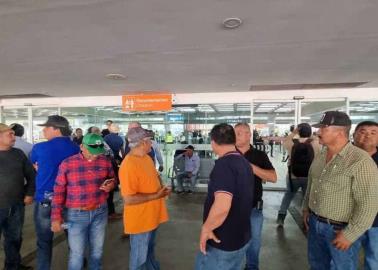 Agricultores levantan bloqueo del Aeropuerto en Culiacán