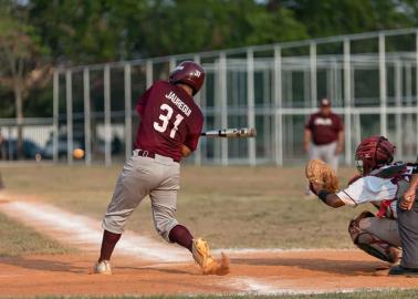 Altas temperaturas provocan golpes de calor en jugadores de béisbol que participan en los Juegos Nacionales Conade