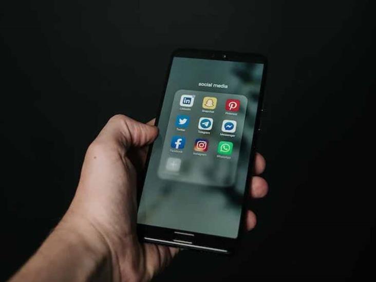 Fallan WhatsApp, Facebook e Instagram y causan caos mundial Fallan WhatsApp, Facebook e Instagram y causan caos mundial