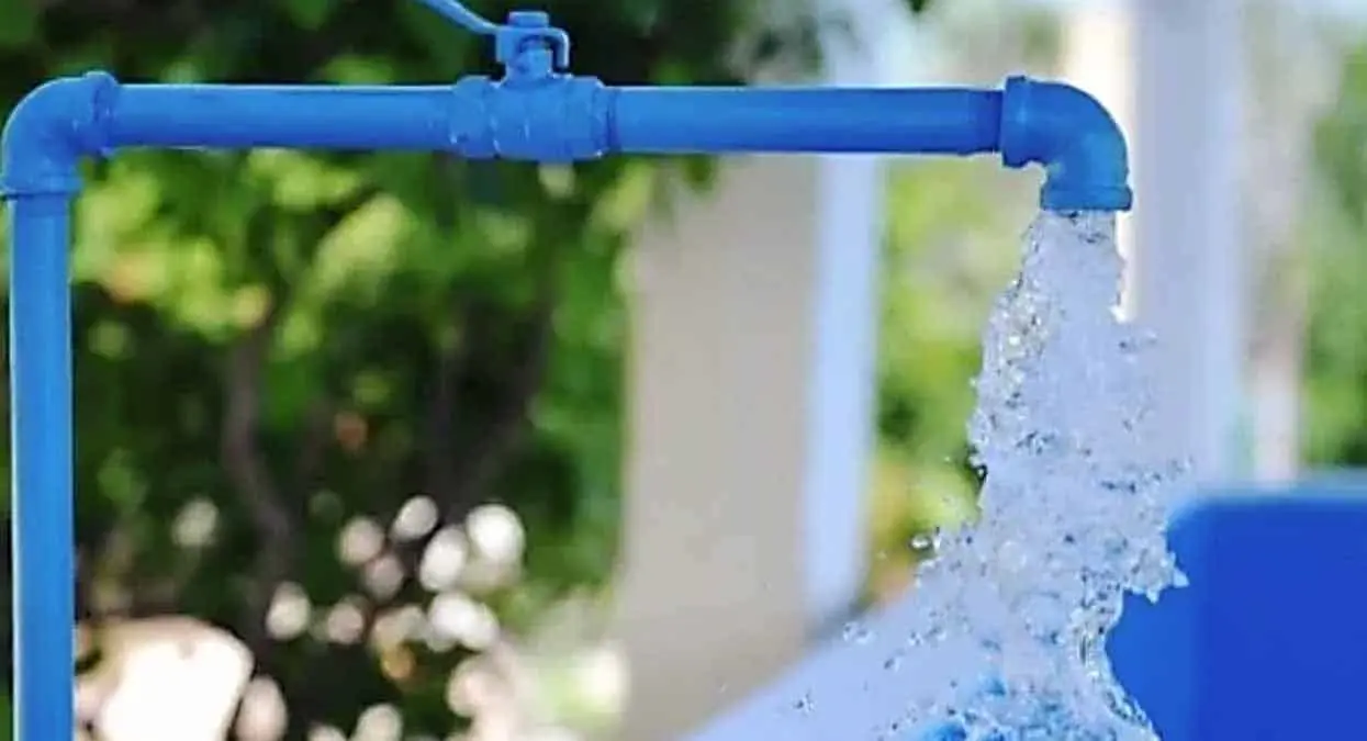 Tiene Oomapasc más ingresos: pagan empresas adeudos de agua