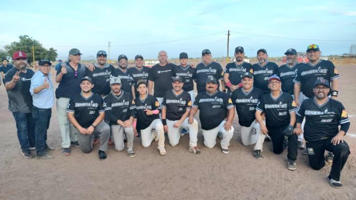 Astros sorprende al campeón y lo blanquea dentro del Softbol de los Médicos Astros sorprende al campeón y lo blanquea dentro del Softbol de los Médicos