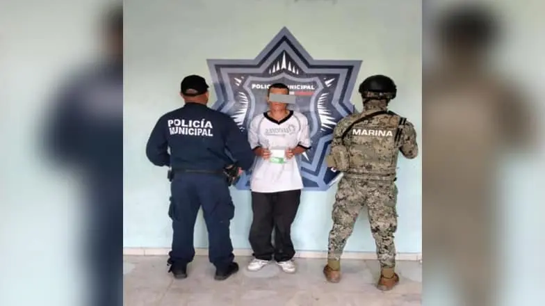 Detienen a hombre con varias porciones de crystal en Cajeme