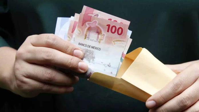 México lidera aumento al salario mínimo en la OCDE: crece 43.6% México lidera aumento al salario mínimo en la OCDE: crece 43.6%