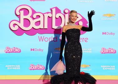 Margot Robbie, protagonista de "Barbie" domina lenguaje de señas y se comunicó así con un fan