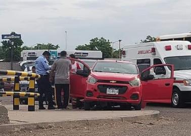 En Cajeme chocan y arrollan a mujer en la Calzada Villanueva