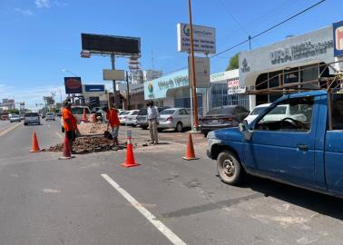 Nuevamente abren la calle Miguel Alemán para repararla en Ciudad Obregón