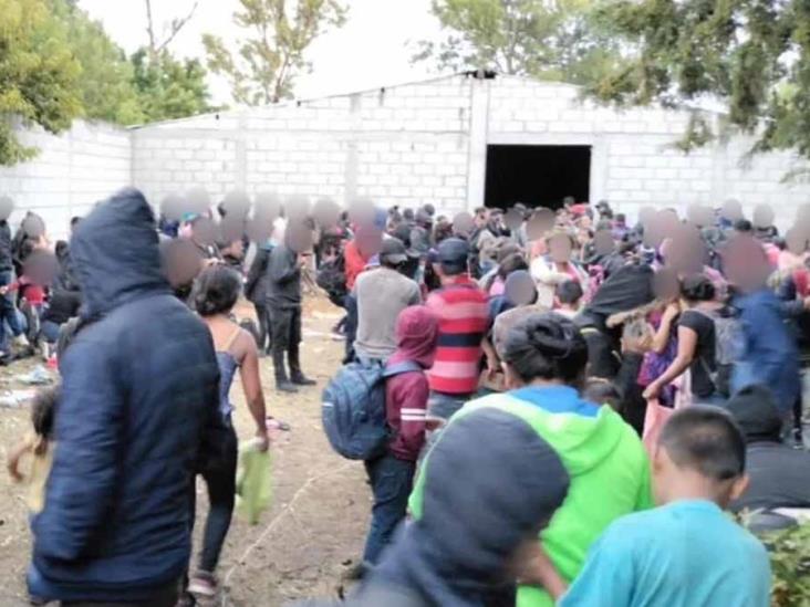 Rescatan a casi 500 migrantes en Puebla, la mayoría son niños Rescatan a casi 500 migrantes en Puebla, la mayoría son niños