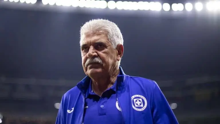 Cruz Azul cesa a Ricardo "Tuca" Ferreti