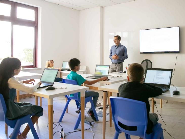 ¿Qué beneficios ha tenido la tecnología en la educación? ¿Qué beneficios ha tenido la tecnología en la educación?