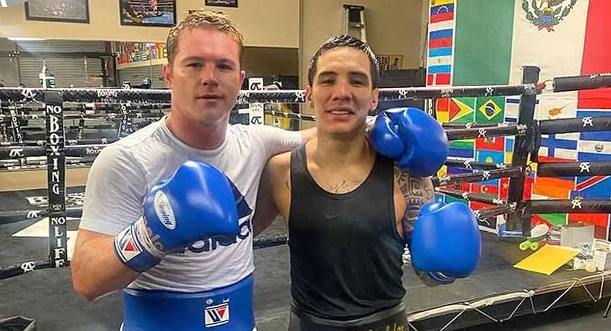 "Canelo" Álvarez brinda respaldo a Óscar Valdez