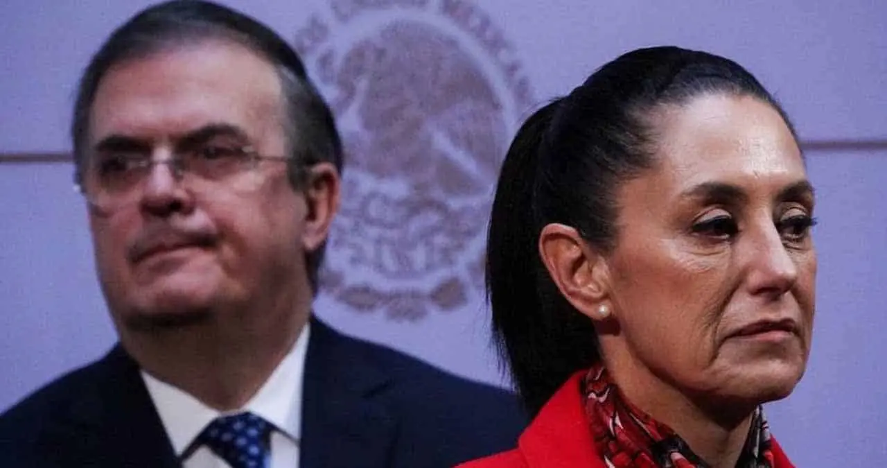 Sheinbaum y Ebrard son multados por el INE