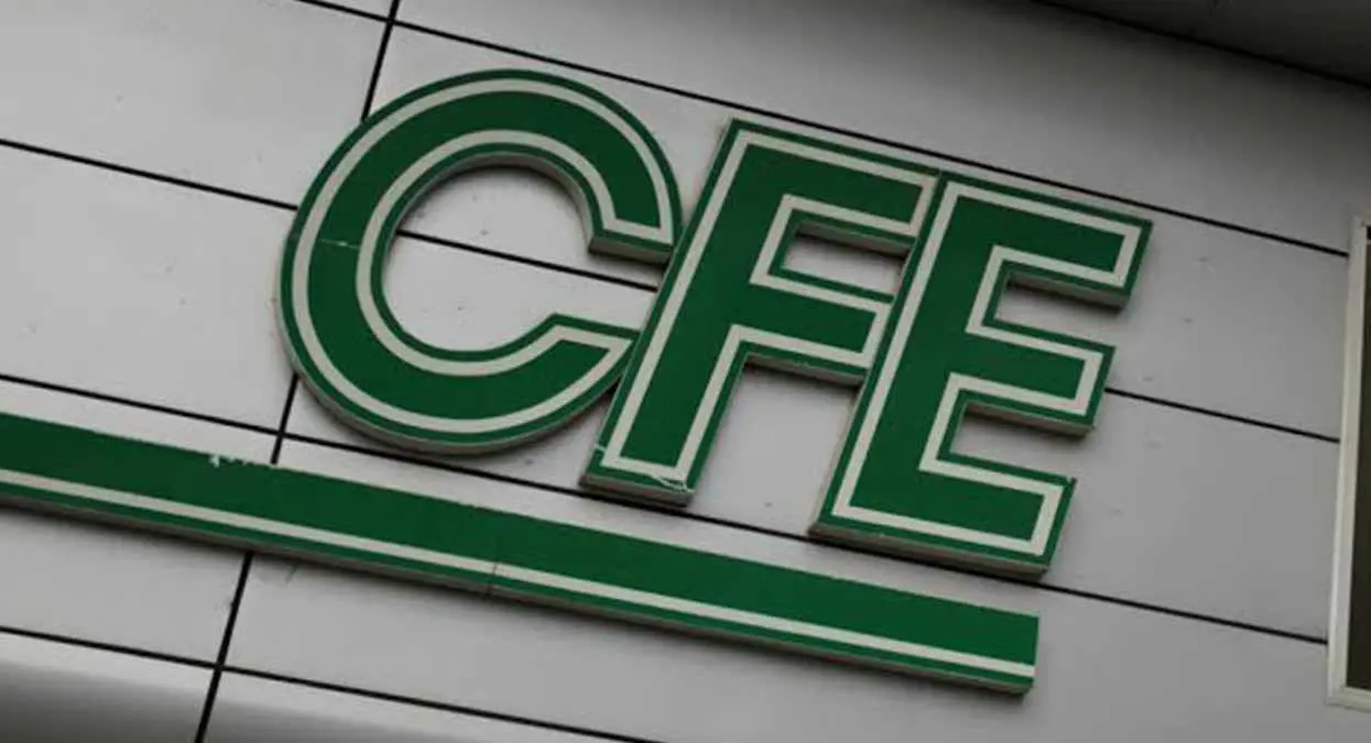 CFE: estafadores suplantan identidad de la comisión y piden dinero a los usuarios