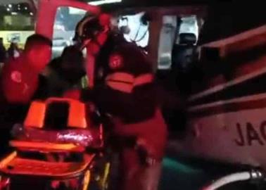 VIDEO | Niño de 7 años queda prensado en trágico accidente carretero